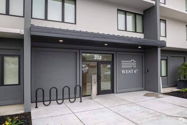 Building Photo - West 6th Apartments