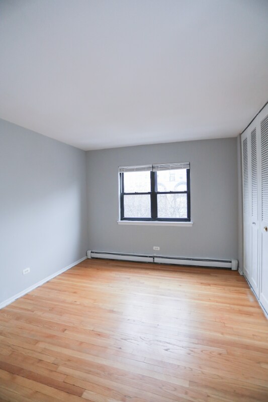 Foto del edificio - 2828 N Cambridge Ave