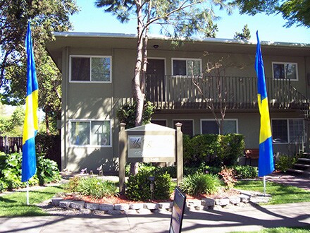 Building Photo - 300 J St