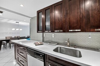 Building Photo - 2401 Collins Ave