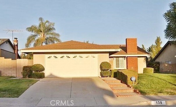 Primary Photo - 138 Oakwell Dr
