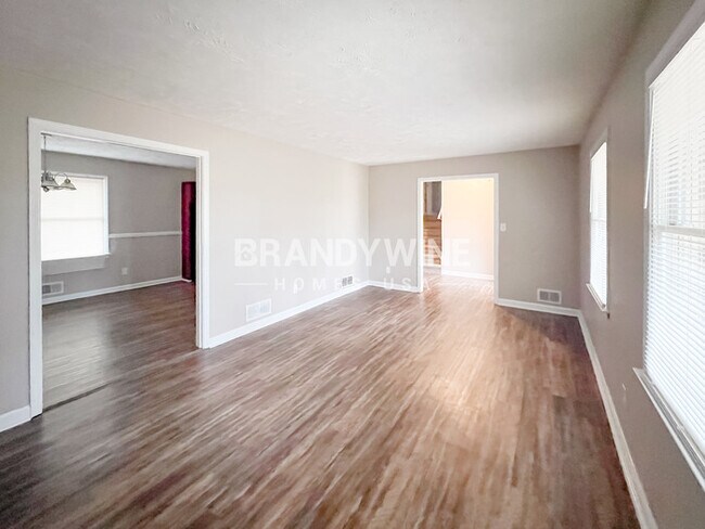 Foto del edificio - 1481 Smokehouse Ln