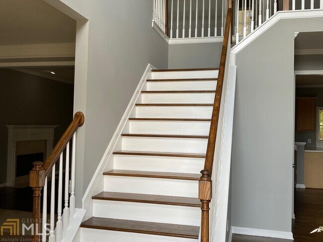 Building Photo - 598 Jackson Ridge Dr NW