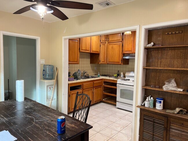 Kitchen/Dining Room - 3973 Lugo Ave