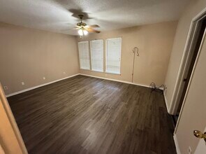Building Photo - 2610 Encina Dr