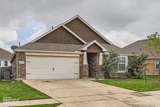 Building Photo - 6129 Fall Creek Ln