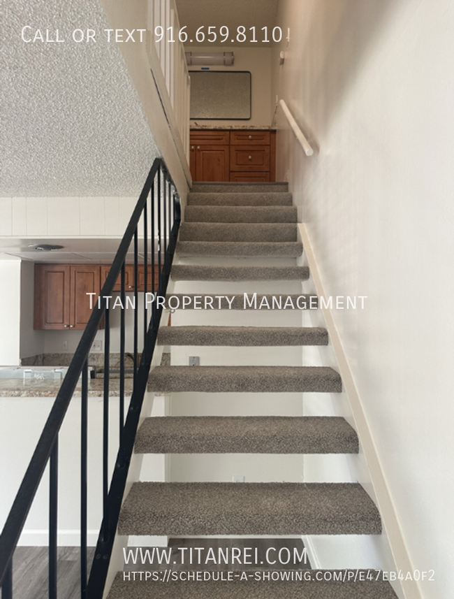 Building Photo - 770 Carro Dr