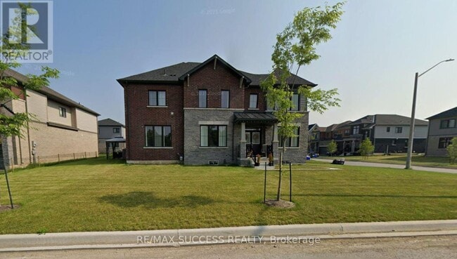 Building Photo - 75 Lavender Rd