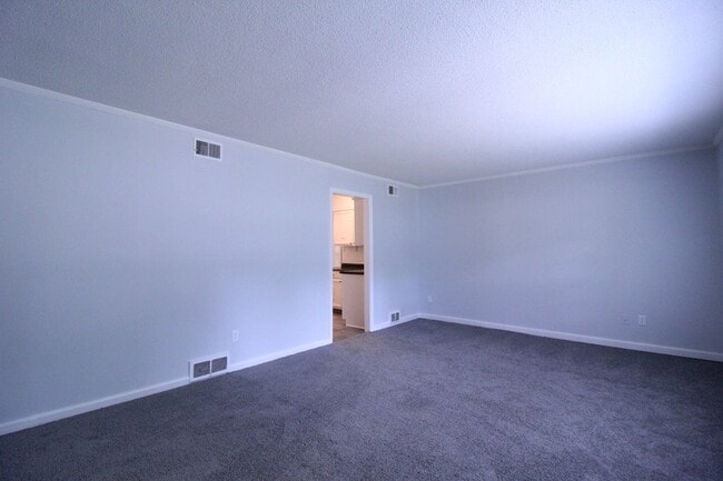 Foto del edificio - October FREE On This 3 Bedroom 2 Bath Home...