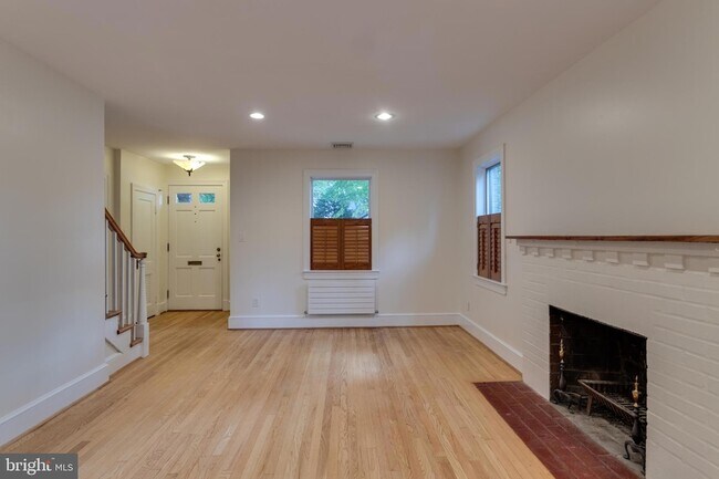 Foto del edificio - 2508 Davis Ave