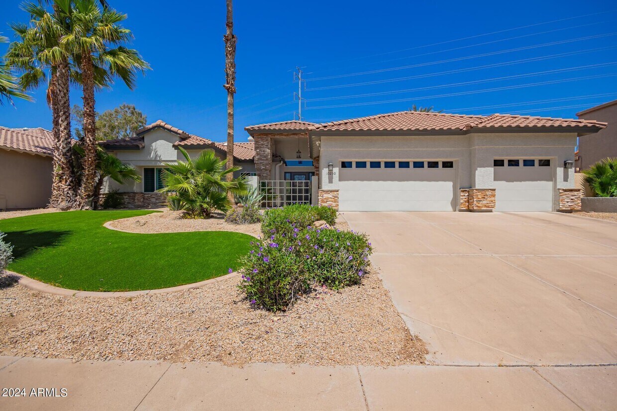 Primary Photo - 10230 E Cochise Dr