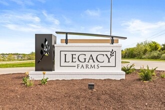 Building Photo - 5209 Whisper Dr