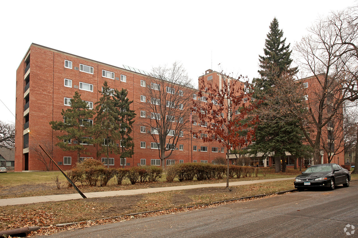 Foto del edificio - Neill Apartments