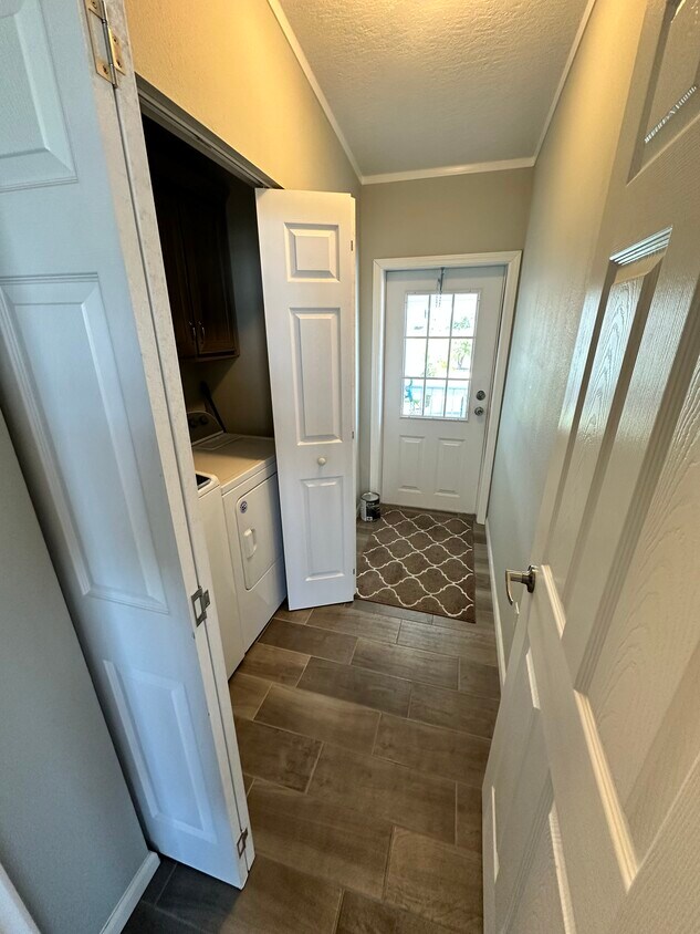 Foto principal - 792 Tall Oak Rd