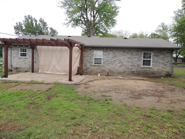 Building Photo - 13840 S 293RD E Ave