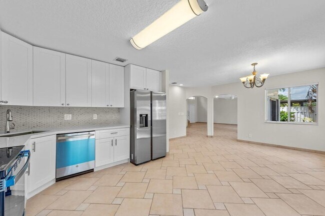 Building Photo - 2641 Regalia Way