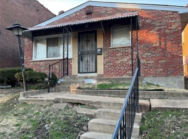 Foto del edificio - 1907 Semple Ave