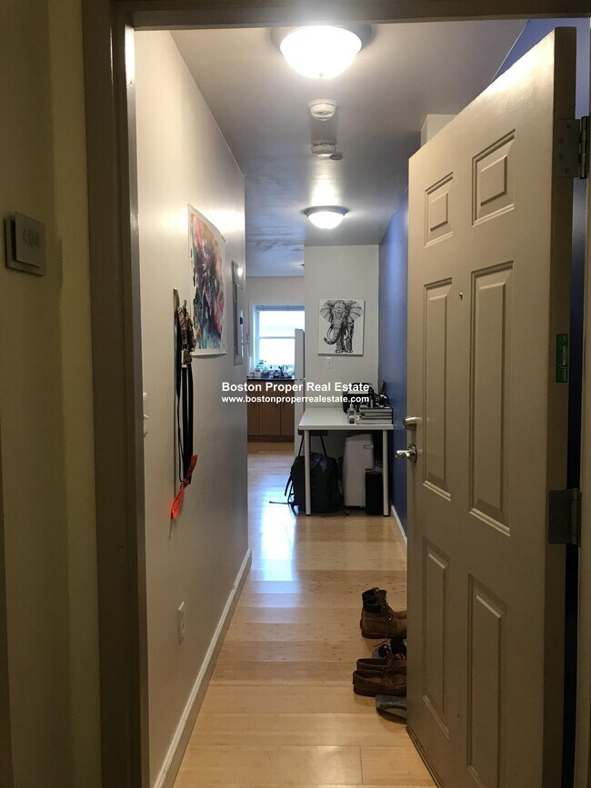 Foto del edificio - 461 Park Dr