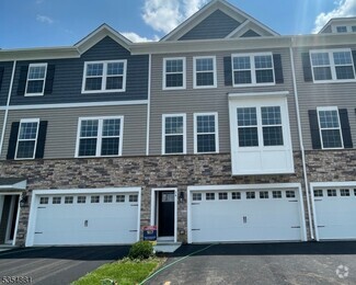Building Photo - 34 Sister's Farmstead Rd
