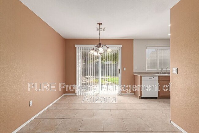 Foto del edificio - 8203 E Osage Ave