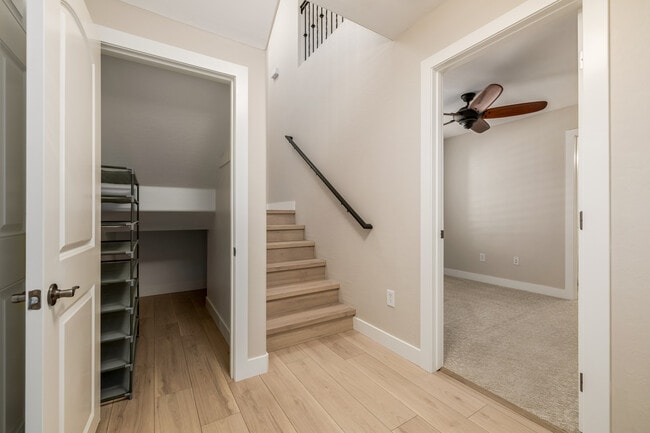 Building Photo - 4233 E Jasper Dr