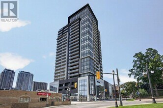Building Photo - 15 Queen St S