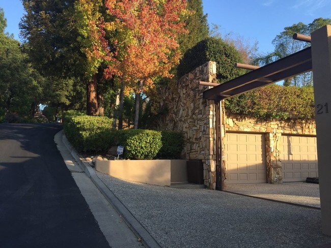 Foto del edificio - 21 Deer Oaks Ct