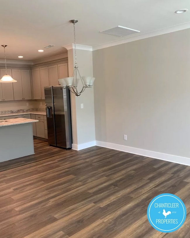 Building Photo - 1745 Eastfall St