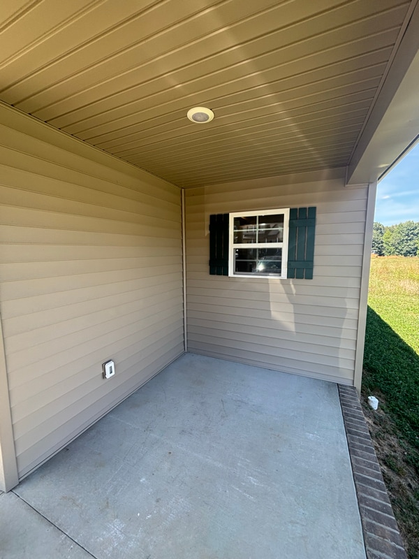 Building Photo - 106 Apache Ln