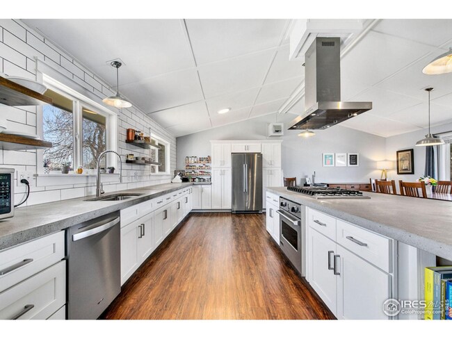 Foto del edificio - 930 Rocky Mountain Way