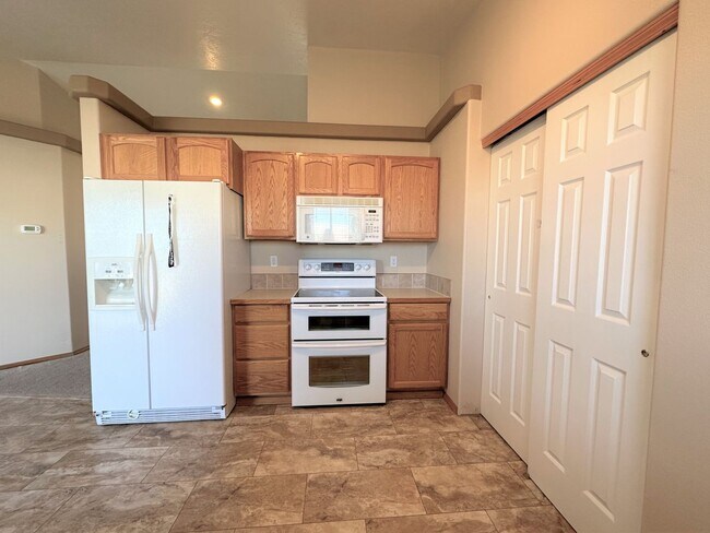 Foto del edificio - 8303 Wenatchee Ct