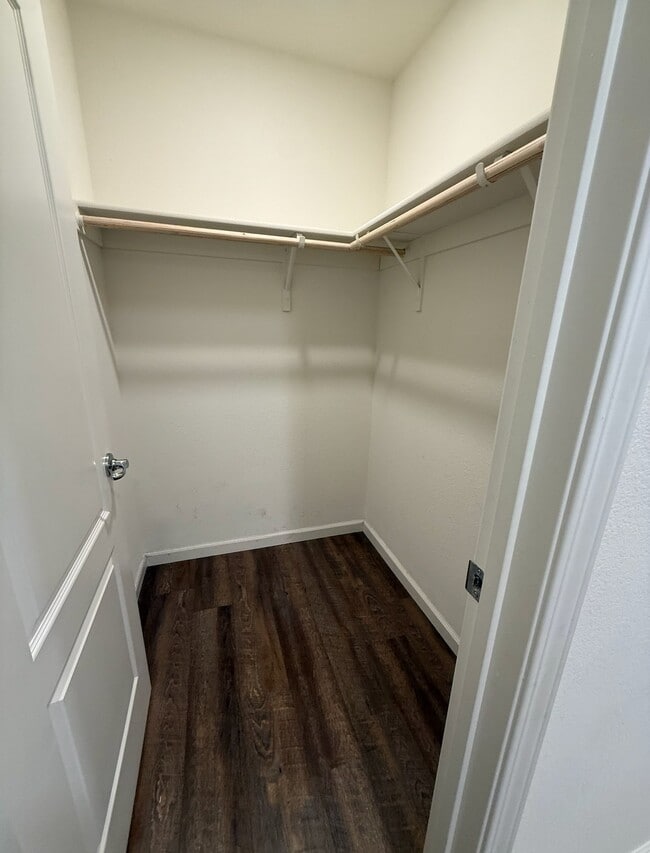 Foto del edificio - 6954 E Braly Ave
