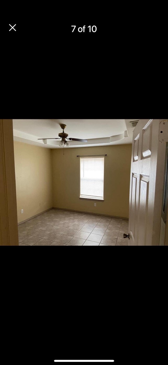 Bedroom 1 - 1903 Dogwood St