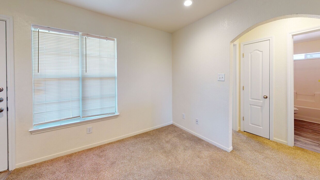 Foto principal - ALL TILE HOUSE MINUTES AWAY FROM FORT HOOD!