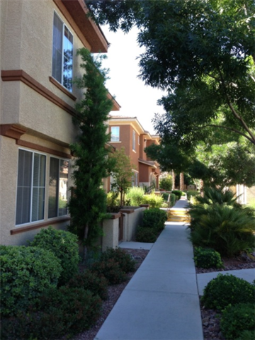 Building Photo - 3805 Ormond Beach St