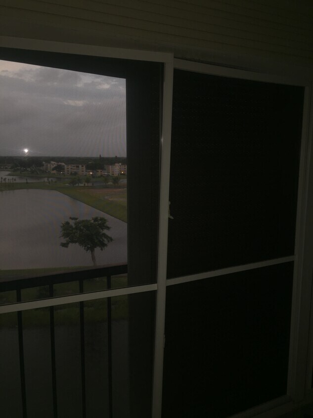 6866 Huntington Ln, Delray Beach, FL 33446 Condo for Rent in Delray Beach, FL