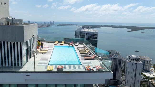 Building Photo - 1300 S Miami Ave