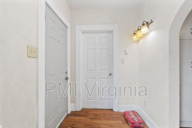 Foto del edificio - 522 Portsmouth Blvd