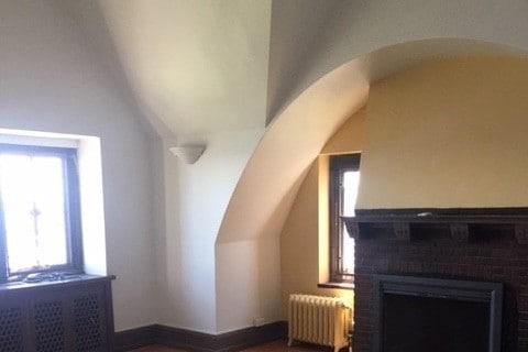Living Room - 740 E Superior St