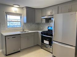 Building Photo - 246 Quincy Shore Dr
