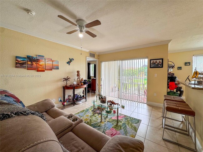 Foto del edificio - 21100 SW 87th Ave