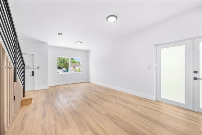 Building Photo - 2121 NW 45th St