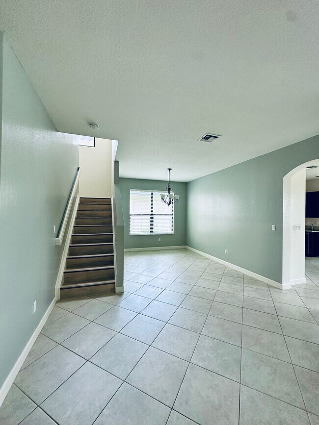 Foto del edificio - 8836 Sandy Crk Wy