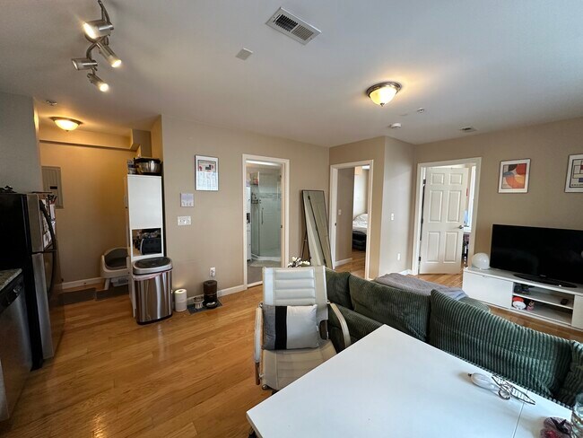 Foto del edificio - 53 Chelsea St