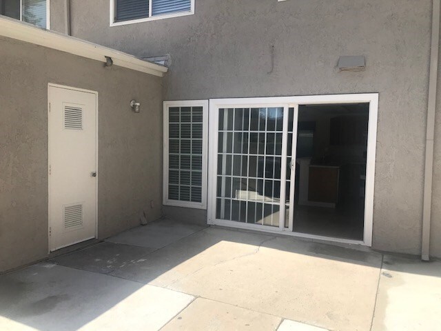 Building Photo - 21808 Lake Vista Dr