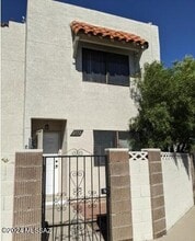 Building Photo - 2172 N 1st Ave