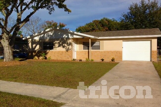 Building Photo - 105 Albert St