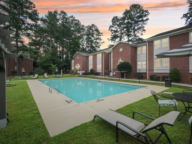 Foto del edificio - Morganton Arms Apartments