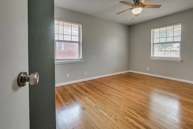 Foto del edificio - 3808 NW 52nd St