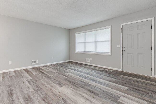 Foto del edificio - 2108 Leesburg Rd